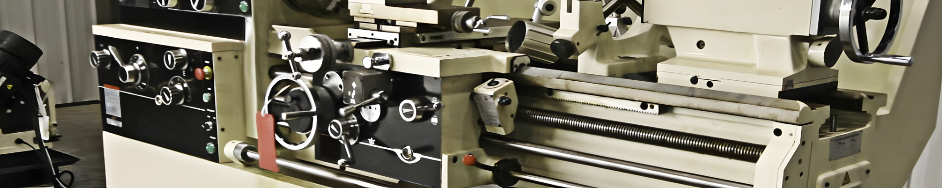 Lathes | MFVCanada.com | Munro Industries mfv-100303120209