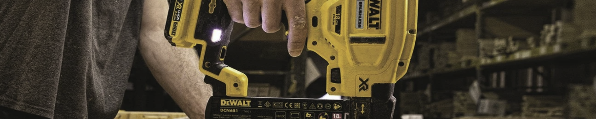 Power Staplers & Tackers | MFVCanada.com | Munro Industries mfv-1003031223