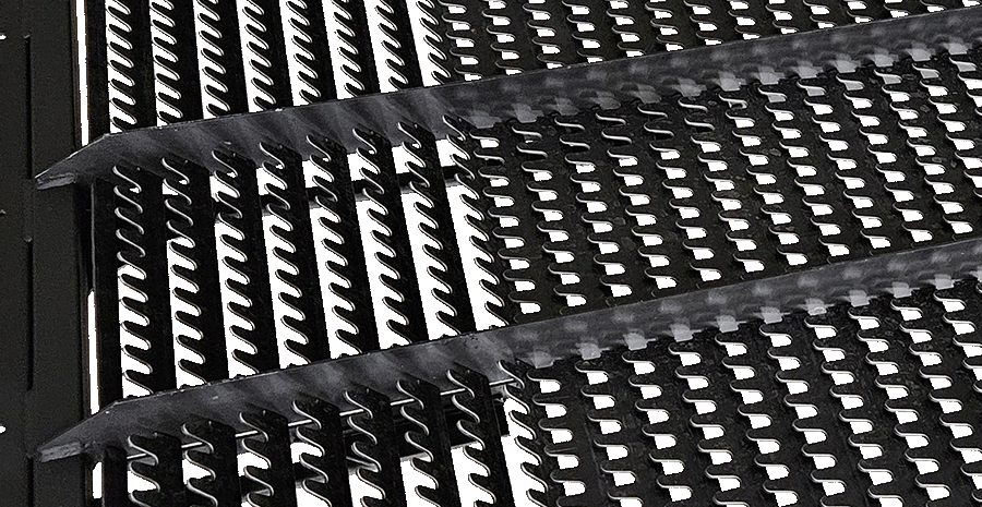 Harvest 62" X 26" John Deere Bottom Sieve - BS1065 | MFVCanada.com