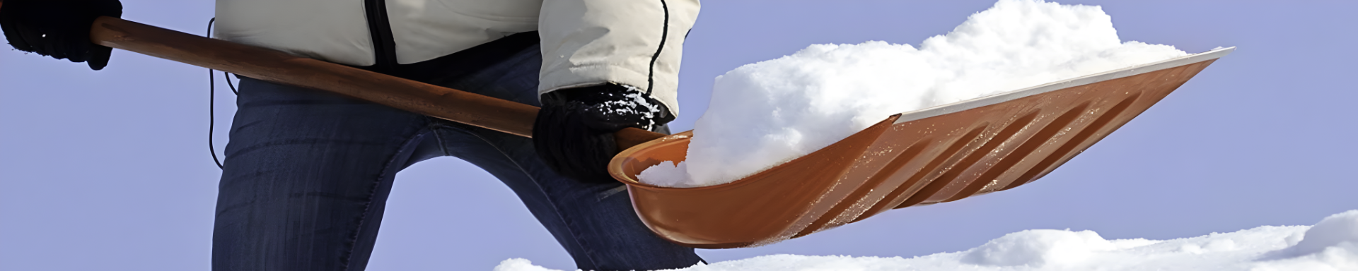 Snow Shovels & Pushers | MFVCanada.com | Munro Industries mfv-100303091204